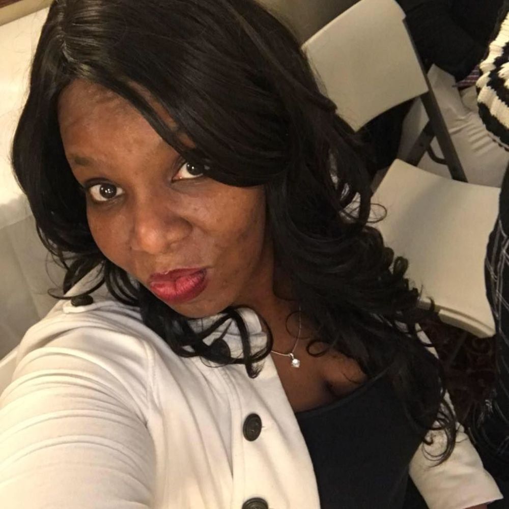 Meet your Posher, Chrystal